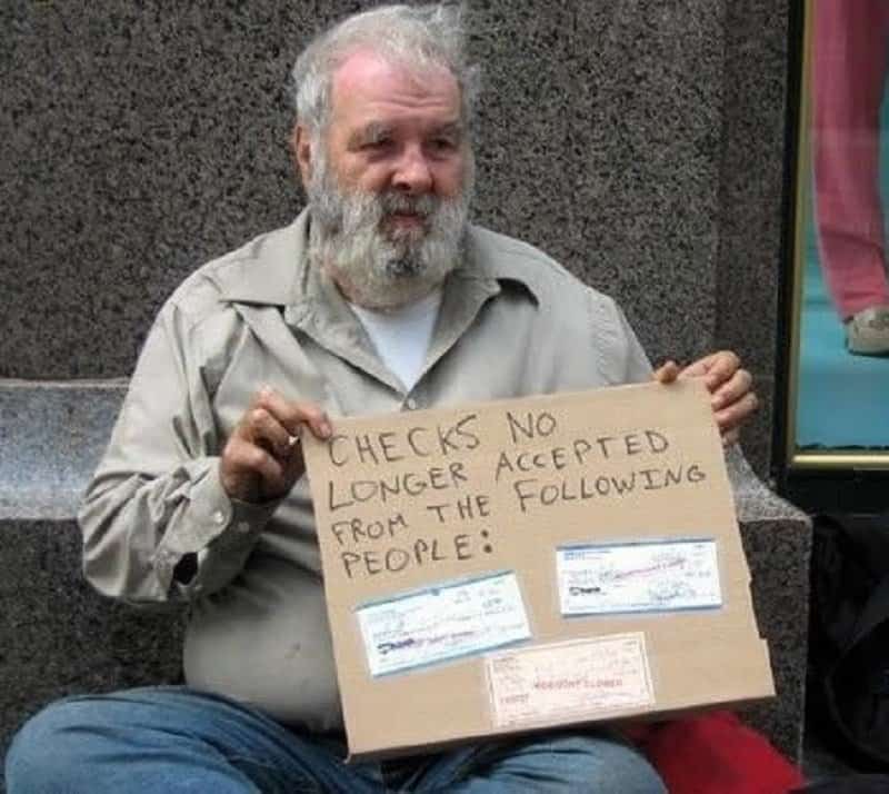 10-funny-and-bizarre-homeless-signs-8.jpg