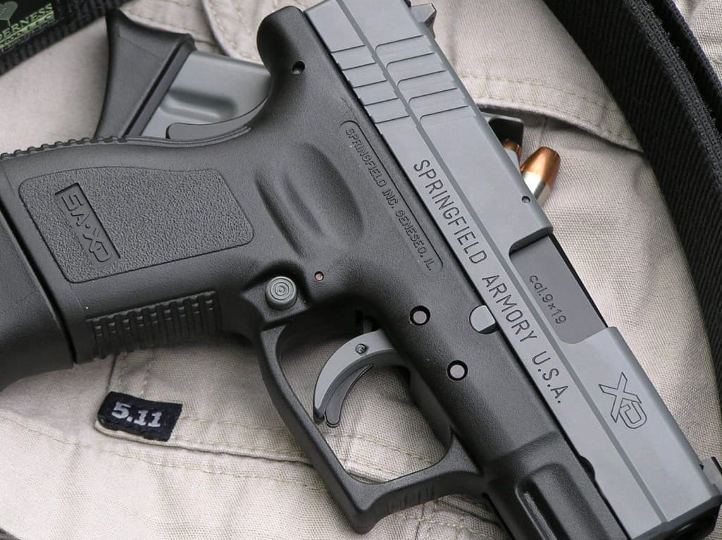 10-of-the-most-popular-and-powerful-handguns-in-the-world