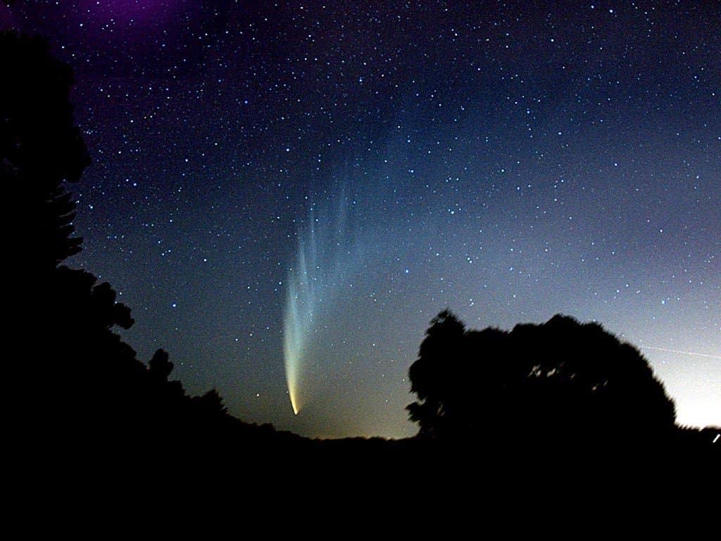 10 Of The Most Beautiful Comets Ever - Page 2 Of 5